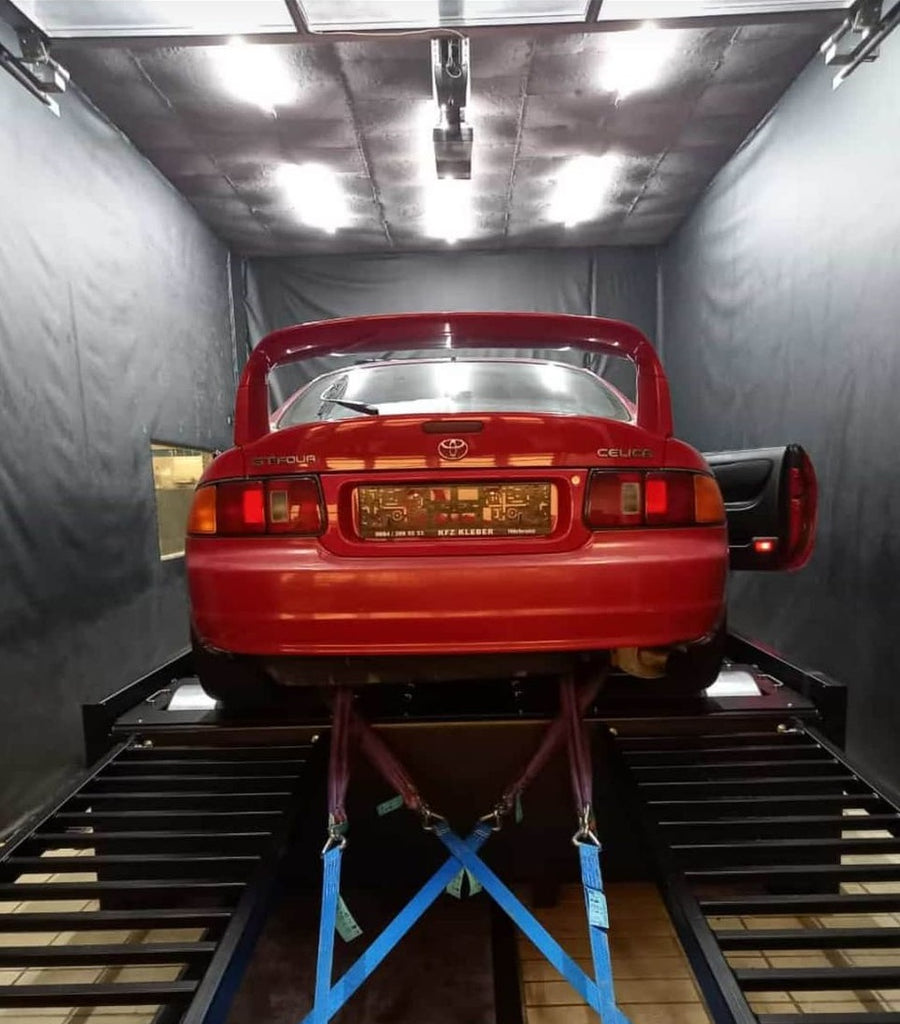 Toyota Celica GT4 mit PnP Adapter und Ecumaster Emu Classic